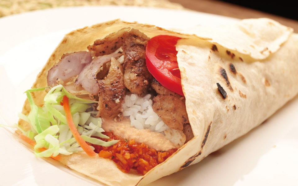 ボリュームたっぷりのエルトゥールルラップ 1000円がイチ押し