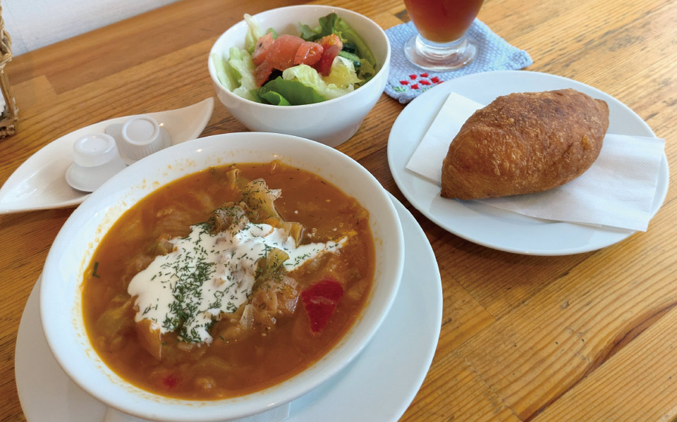 コ．トゥ．タモ．ペヴァ